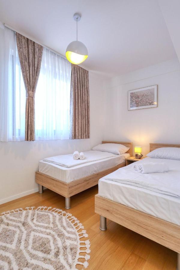 Apartments Perla With Free Parking Zadar Exterior foto